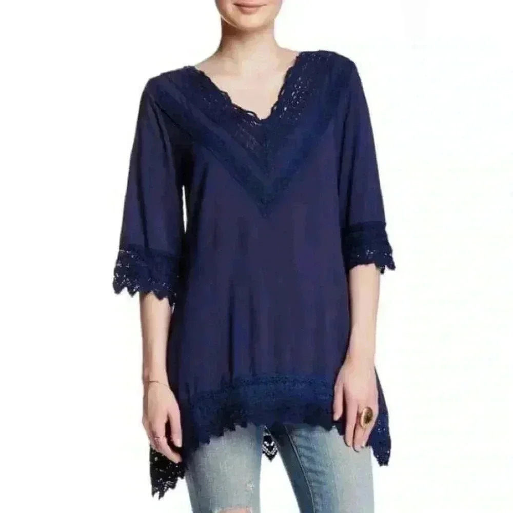 Forgotten Grace Navy Embroidered Lace V-Neck‎ Tunic